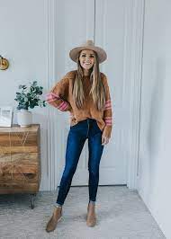Cute Outfits With Hats How To Wear A Felt Fedora Hat Merrick S Art Outfits With Hats Cute Outfits With Hats Fall Outfits