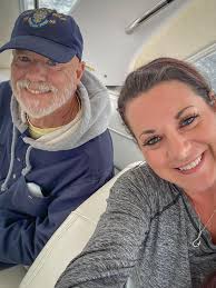 Mandy Keller (@mandybythebay) · Kelseyville, CA