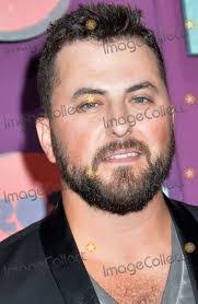 Stacie Drew's Instagram, Twitter & Facebook