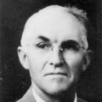 Alvin Weekes Munns (1897–1989)