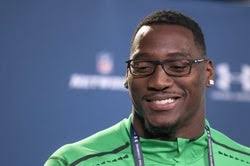 Eli Harold, San Francisco, Weak-Side Defensive End