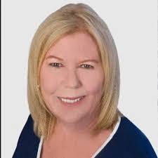 Janis Bliss's Instagram, Twitter & Facebook