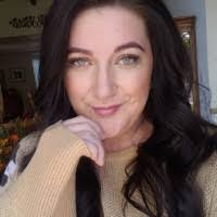 Chelsea Stringer's Instagram, Twitter & Facebook