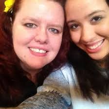 Deanna Strait's Instagram, Twitter & Facebook