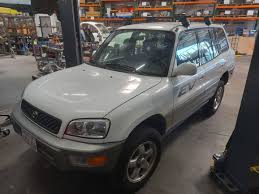 20 year old RAV4 EV : r/electricvehicles