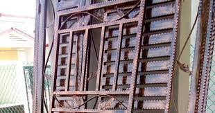 Jun 29, 2021 · keyboard ukuran penuhnya akan menampilkan grill speaker di kedua sisi dan tidak memiliki numpad. Terkini 44 Warna Grill Rumah