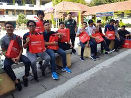 Perlantikan pengawas pusat sumber 2007! Sunwaytes On Twitter Only Smiles On The Faces Of Spm 2017 Students From Smk Puchong Utama 1 Today Congratulations On Your Milestone In High School And Best Wishes To You For Your