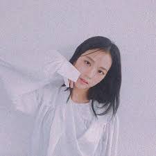 Jisoo Blackpink Kpop Aesthetic White Black Pink Kpop White Aesthetic Black Aesthetic