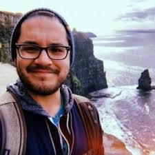 Dani Lowry's Instagram, Twitter & Facebook