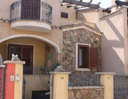 Dove alloggiare in vacanza sul mare. Appartamenti E Ville In Affitto A Villasimius Sardegna