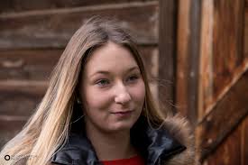 Photoshoot (feat. Sarah, Alex & Alex)