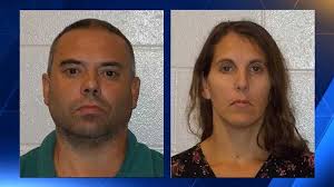 Prosecutors: Wisconsin couple kept kids in cages