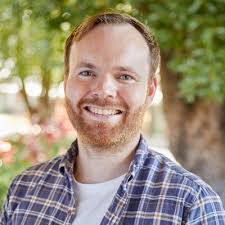 Alex Wray's Instagram, Twitter & Facebook