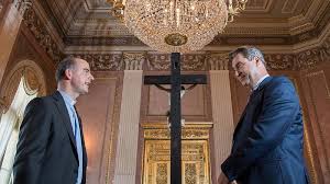 / ministerpräsident markus söder hat einen automobilzulieferer in weng im kreis landshut besucht, der seine dabei prognostizierte söder einen bedarf von milliarden von masken für deutschland. Kommentar Zur Christmetten Regelung Soders Entscheidung Ist Nicht Klug