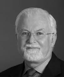 Oliver Carey's Instagram, Twitter & Facebook