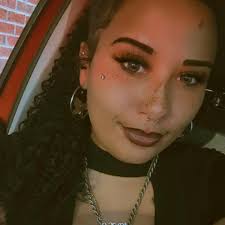 Longest snake ever (captivity) 🐍Medusa -7.67 meters (25 ft 2 in) long.  Owned by Full Moon Productions Inc. 🇺🇸