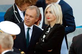 Le ministre fran?ois de rugy ?tait sur bfm et il revient sur les derniers ?v?nements… de rugy a tr?s bien r?pondu, qu'ils proposent des choses au lieu de faire des manifestions pu?riles et st?riles qui ne font rien d'autre que d'emmerder le peuple. Severine Servat De Rugy Absente Des Festivites Du 14 Juillet Je Ne Veux Pas Gener Mon Mari