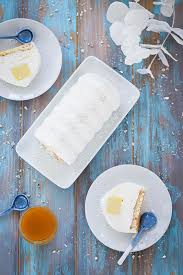 Buche Coco Fruit De La Passion Dessert Des Fetes Sans Gluten Un Dejeuner De Soleil Recette En 2020 Fruit De La Passion Un Dejeuner De Soleil Mousse Fruit