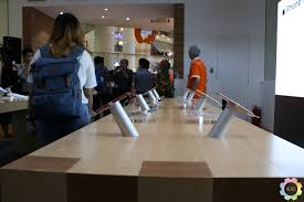 Visitor will see similar brands and similar collections at similar prices. U Mobile Launches Their Brand New Flagship Store In Berjaya Times Square Klgadgetguy