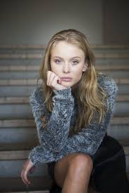 Born 16 december 1997) is a swedish singer. Zara Larsson Part 15 So Pay Attention 1 Last 1 You Started Out As Young Singer You Were Singing As 5 Years Old Something Like That Zara Mode Kvinnor
