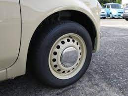 ホワイトホイールをボディカラーに合わせてクリーム色に変更 ホイール レトロ 車