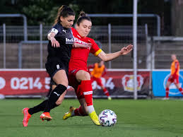 Playing for the champions league participants, the midfielder has won the league title twice in the last two years and did the double in 2017/18 by winning the domestic cup competition. Bayer 04 Leverkusen Sylwia Matysik Ist Bei Fussballerinnen Angekommen