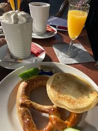 Auf dem soldekk kann man ab dem 9. Alex Bs Aussenansicht Picture Of Alex Braunschweig Tripadvisor