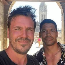 Mikhail Zygar, ex direttore della tv russa di opposizione, ha sposato il  compagno di origini ucraine