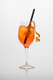 I usually don't do a great deal for san valentino (as we know it in italy) as it is far. Rezeptur Aperol Spritz Cocktails Einfach Selber Mixen Mit Tips Vom Profi