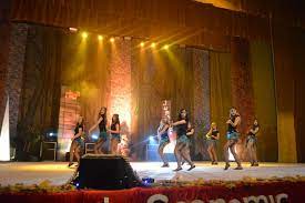 Balul bobocilor 2008 colegiul economic dimitrie cantemir suceava. Balul Bobocilor 2015 La Colegiul Economic Dimitrie Cantemir Suceava Foto