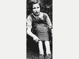 Princess elizabeth became the queen of england at the age of 25 after the death of her father with her coronation being the first to be televised in england. Queen S Cousin Dies After Spending 55 Years At Royal Earlswood Hospital Surrey Live