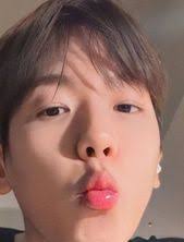 Hang Vo (vothihang2318)