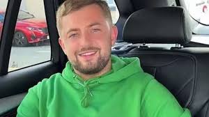 25-year-old UK Man Kept Getting Fired From Jobs, Now Makes Rs 10 Lakh Per  Month