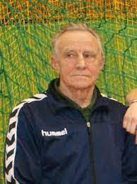 Edward Staniszewski's Instagram, Twitter & Facebook