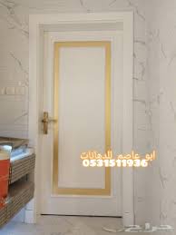 دهان أبواب خشب