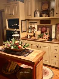 Pin By Patsy Broadley On Christmas Kitchens And Displays Primitive Kitchen Decor Primitive Kitchen Country Kitchen