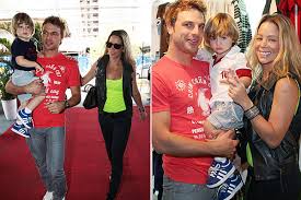 O namoro parecia cada vez mais sério, mas o relacionamento não durou. Dani Winits E Cassio Reis Levam O Pequeno Noah A Lancamento De Sua Colecao Em Sp O Fuxico