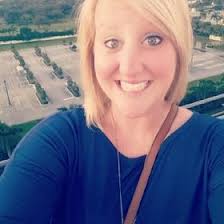 Danielle Schouten's Instagram, Twitter & Facebook