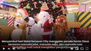 Pesan natal bersama pgi dan kwi 2013. Video Sambut Natal Mal Senayan City Gelar Parade Santa Claus Dan Pasang Pohon Natal Raksasa Warta Kota