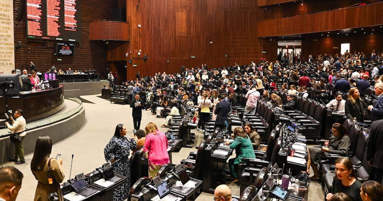 Grandes empresas podrán regularizar deudas fiscales sin pagar multas ni recargos tras reforma aprobada por diputados