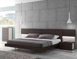 Lacquered Graceful Wood Luxury Platform Bed Bedroom Bed Design Bedroom Headboard Bed Furniture
