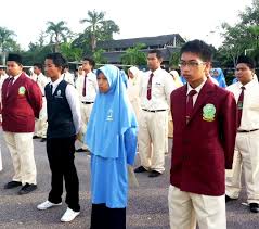 Terbukalah kepada timmu tentang apa yang sedang terjadi. Pemimpin Dan Kepemimpinan Pelajar Di Sekolah Smk Telok Kerang