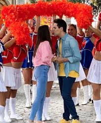 I me contro te sono infatti invitati da un amico ad una festa molto. Sofia E Lui