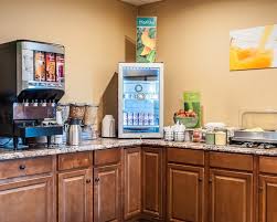 Connect now with the quality inn buffalo airport hotel that welcomes your business. Quality Inn Buffalo Airport Ny Buf Airport Park Sleep Hotels