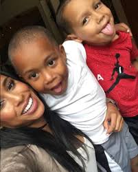He is survived by his wife, francine a. Isaiah Thomas Wife Kids Pictures Of The Thomas Family Heavy Com