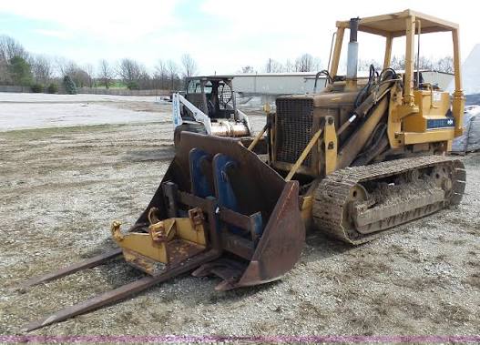 Komatsu D31Q-16 Crawler Loader