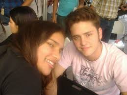 Hablando de RBD :: Tudo sobre RBD, Anahí, Dulce María, Maite, Alfonso,  Christopher e Christian: [MAIS FOTOS] RBD EM SESSÃO DE AUTÓGRAFOS NA RÁDIO  AMOR 107.5, MIAMI (16/10/2006)