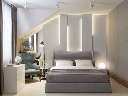 Camere da letto dallo stile moderno e raffinato, disponibili in vari colori e dimensioni, con letti contenitori e in tessuto, armadi con ante scorrevoli o battenti. 80 Idee Per Arredare Una Camera Da Letto Moderna Mondodesign It