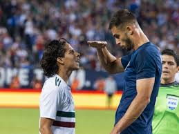 But during his tuesday confrontation with miazga, he looked small. El Jugador De Estados Unidos Que Se Burlo De Diego Lainez Fue Castigado