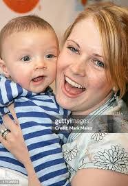 Melissa Mason's Instagram, Twitter & Facebook